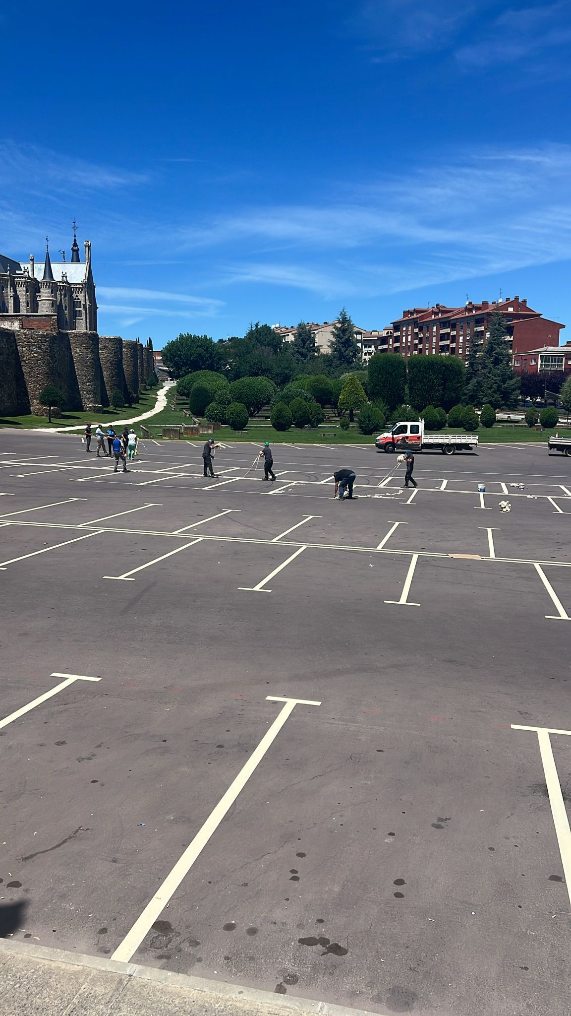 Parking del Melgar bien señalizado y pintado con 162 plazas disponibles en Astorga