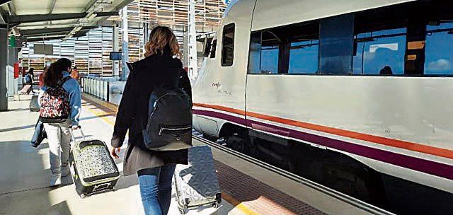 La movilidad en tren es una de las formas más sostenibles de transporte de mercancías y viajeros.