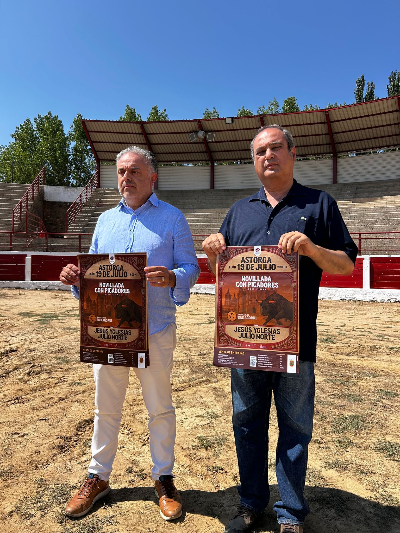Presentación de la cita taurina que acogerá la plaza de toros de Astorga. | L.N.C.