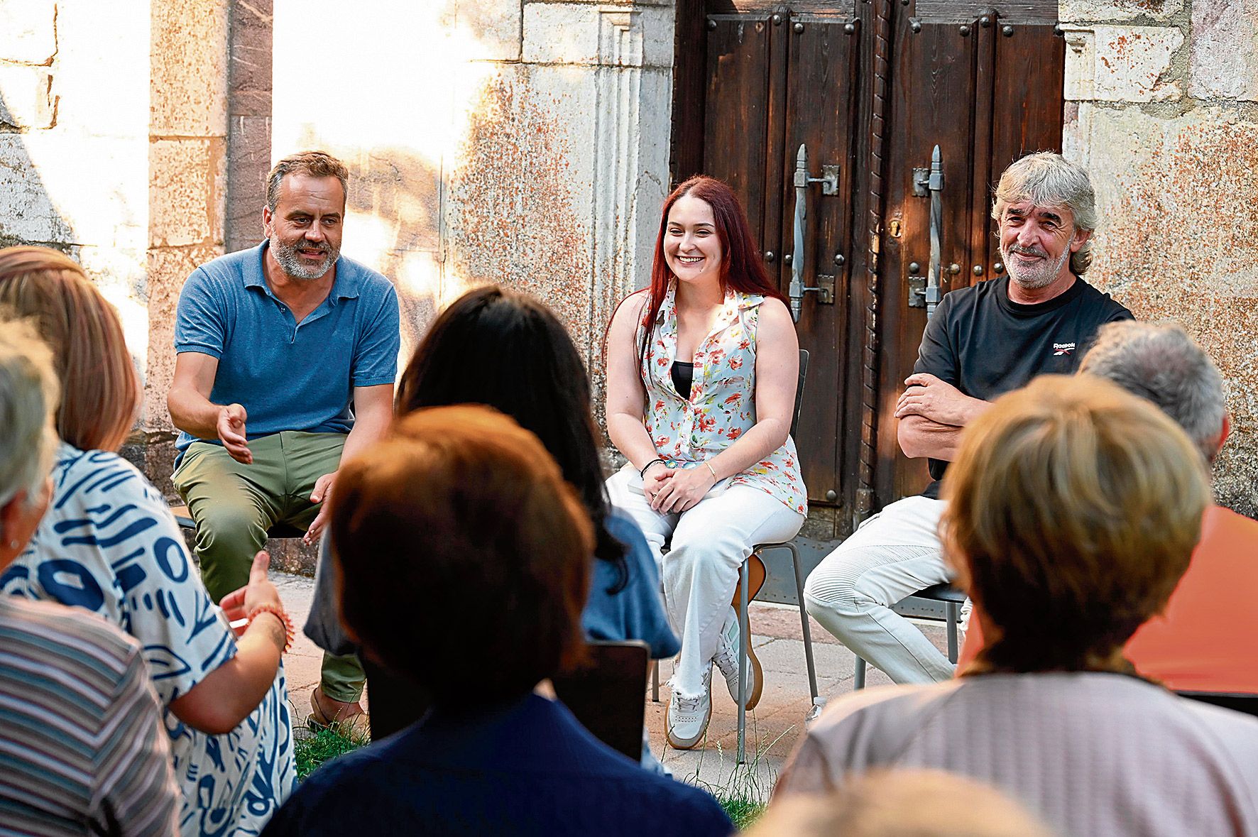 Un momento de la presentación de este jueves en la Casa del Parque de Babia y Luna, en Riolago de Babia. | SAÚL ARÉN