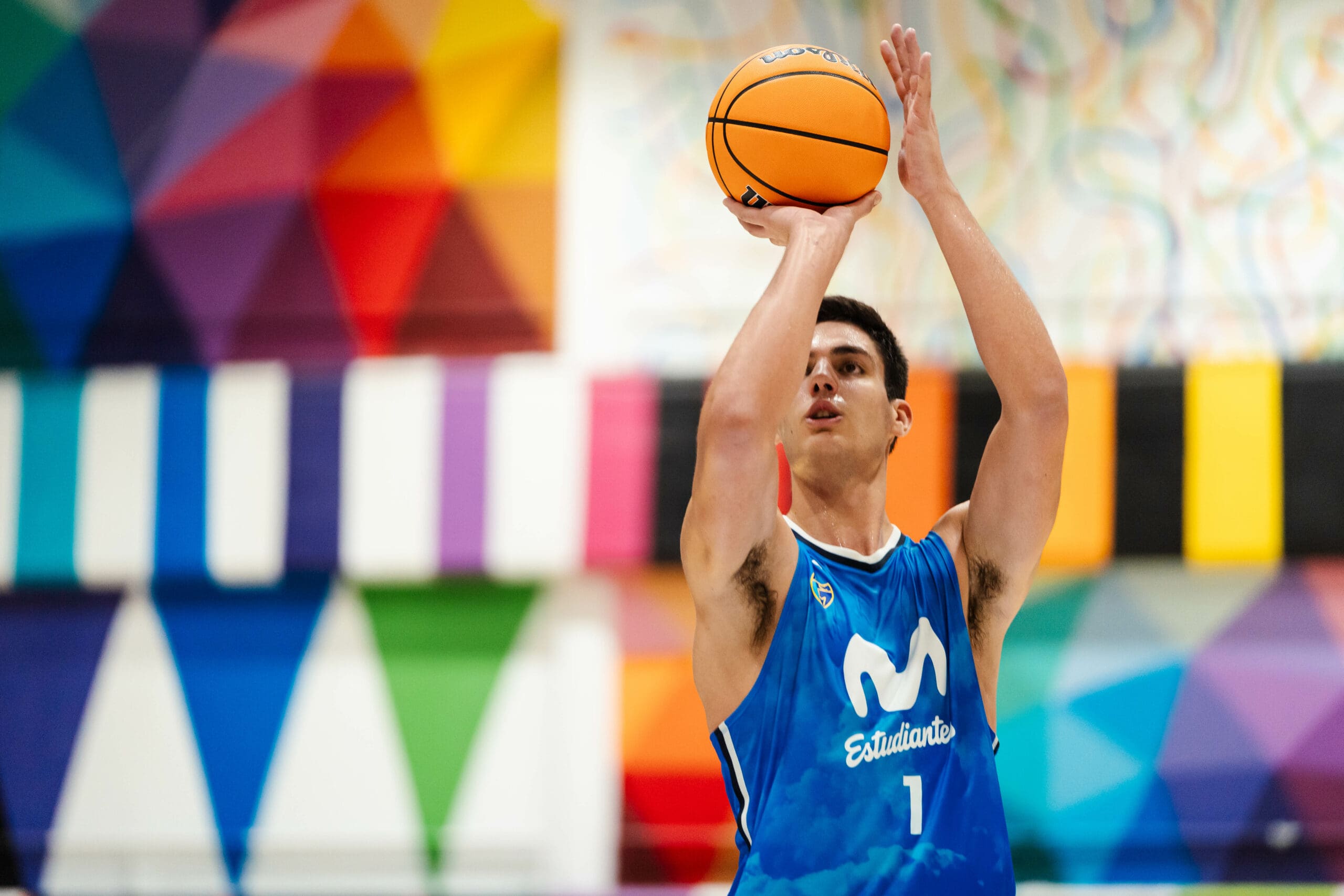 Pablo Orenga es el tercer refuerzo de la Cultural de Baloncesto. ESTUDIANTES