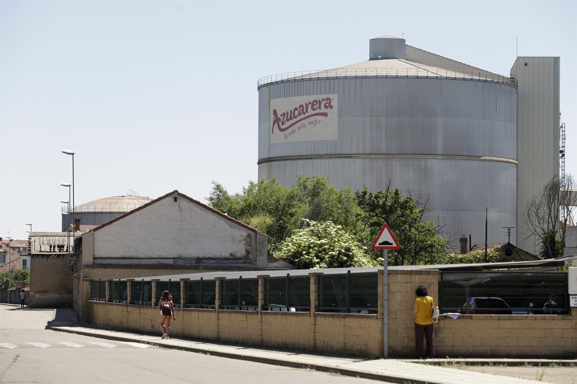 Vista de la Azucarera de La Bañeza. | FERNANDO OTERO Vista de la Azucarera de La Bañeza. | FERNANDO OTERO