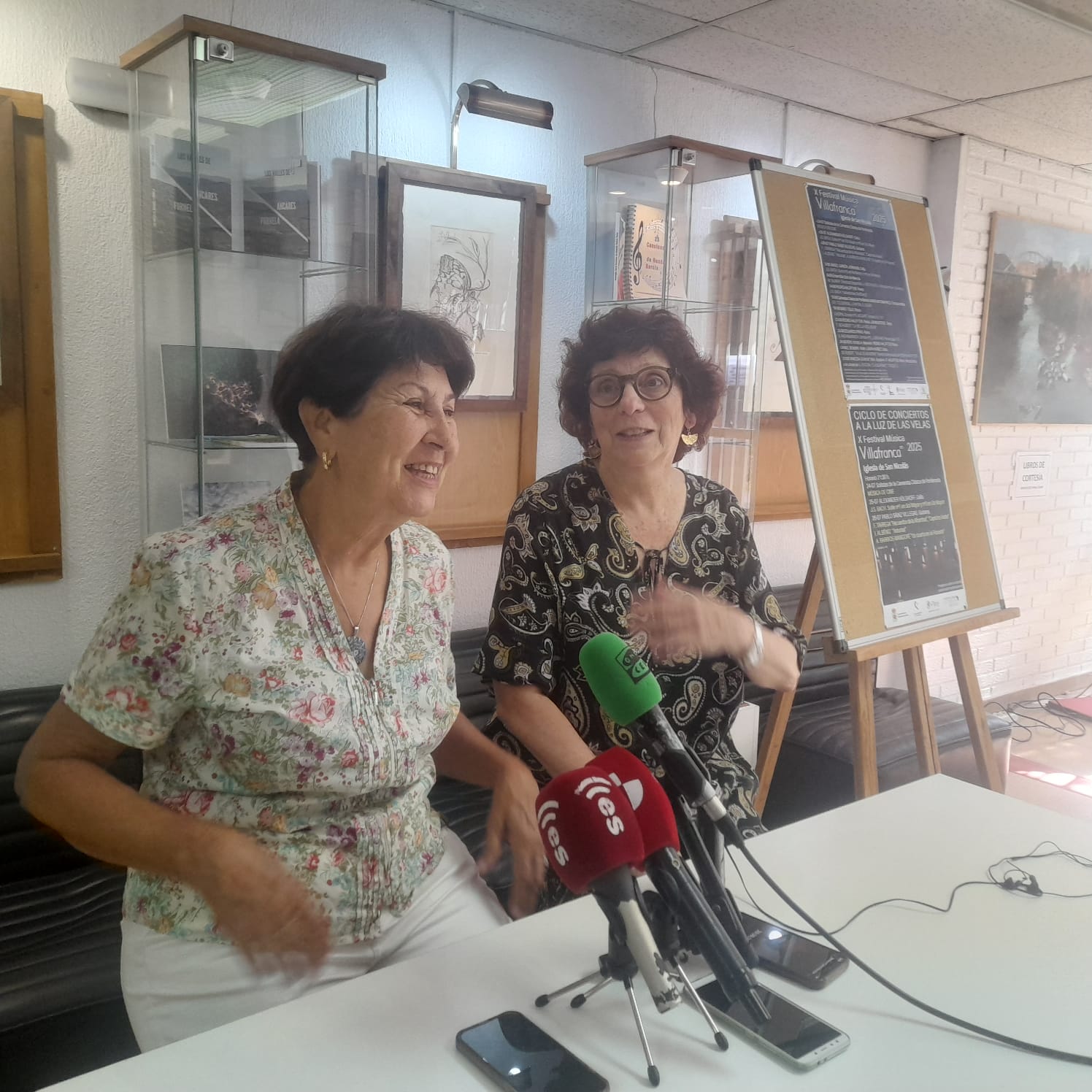 Parte de la directiva del IEB dando cuenta de la situación económica del Instituto. | MAR IGLESIAS