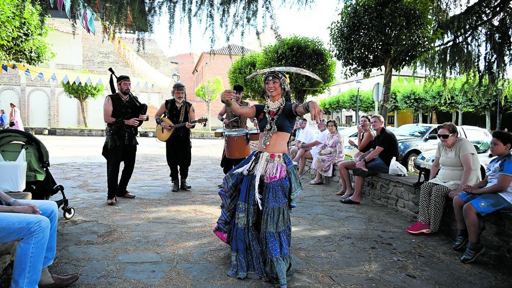 Ambientación en las calles facundinas para volver al medievo. | SAÚL ARÉN