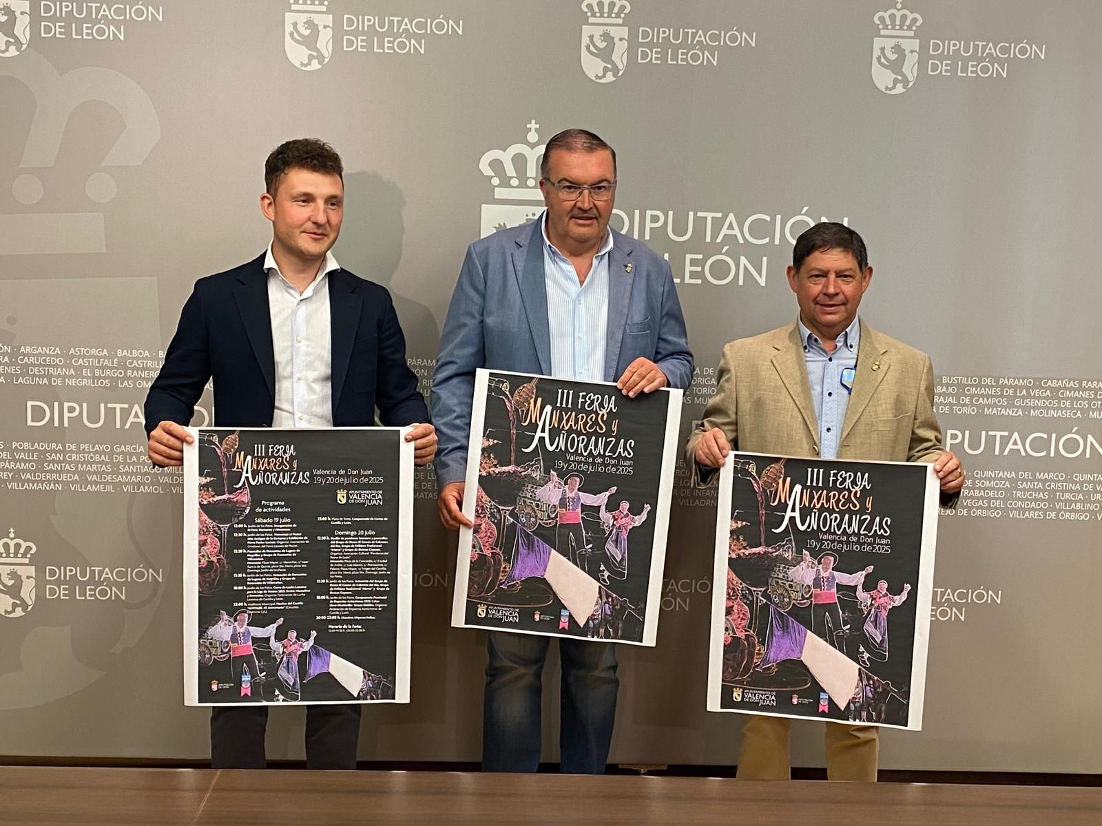 Ángel Pérez Muñoz, Roberto Aller y José Jiménez presentando la feria. | L.N.C.