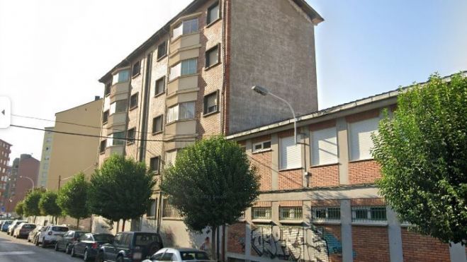 Casas de los maestros del CEIP Navaliegos de Ponferrada. | Google Street View