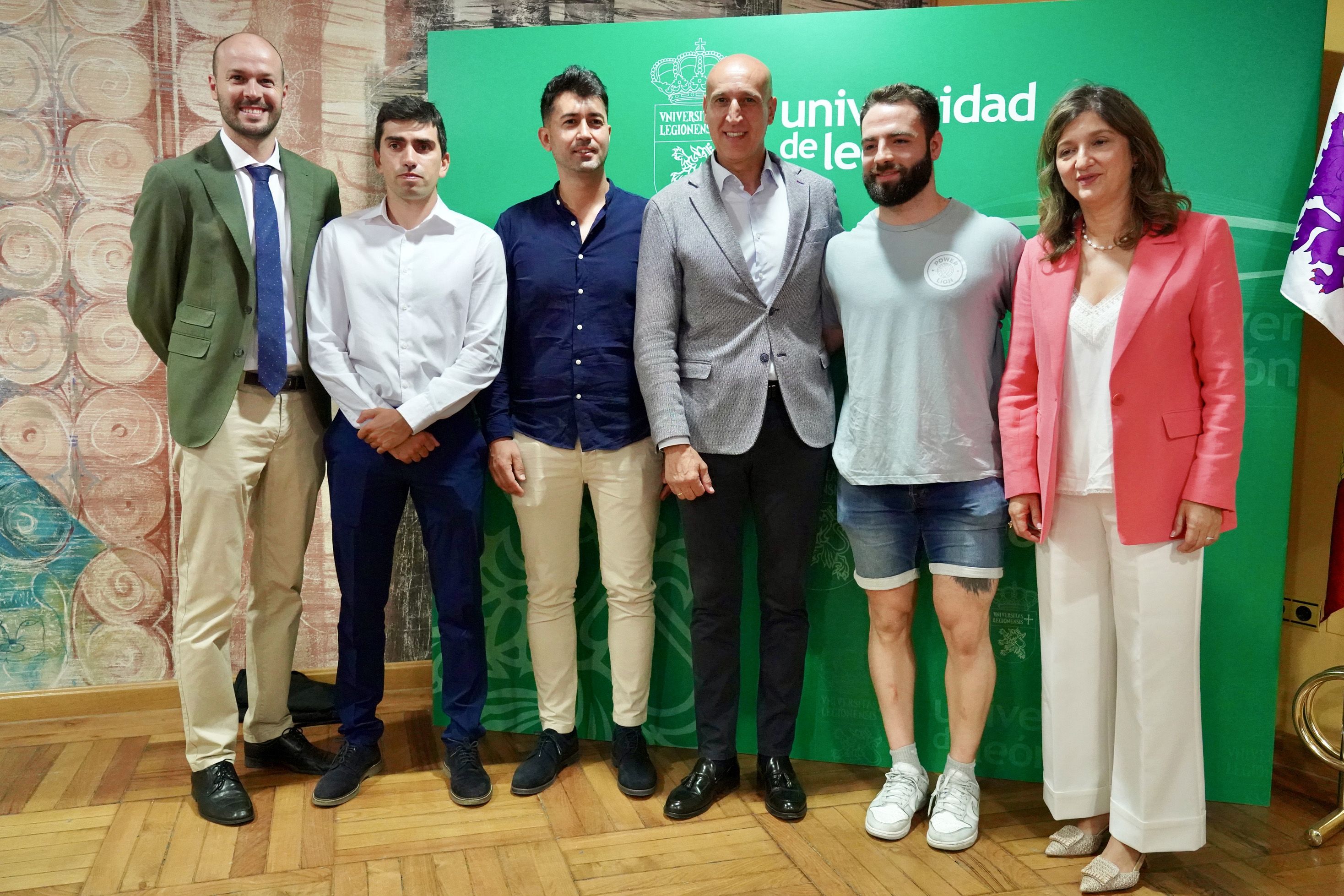 Daniel Alonso, Carlos García, Rubén Conde, José Antonio Diez, Raúl Puertas y Nuria González, durante la presentación. | CAMPILLO (ICAL)