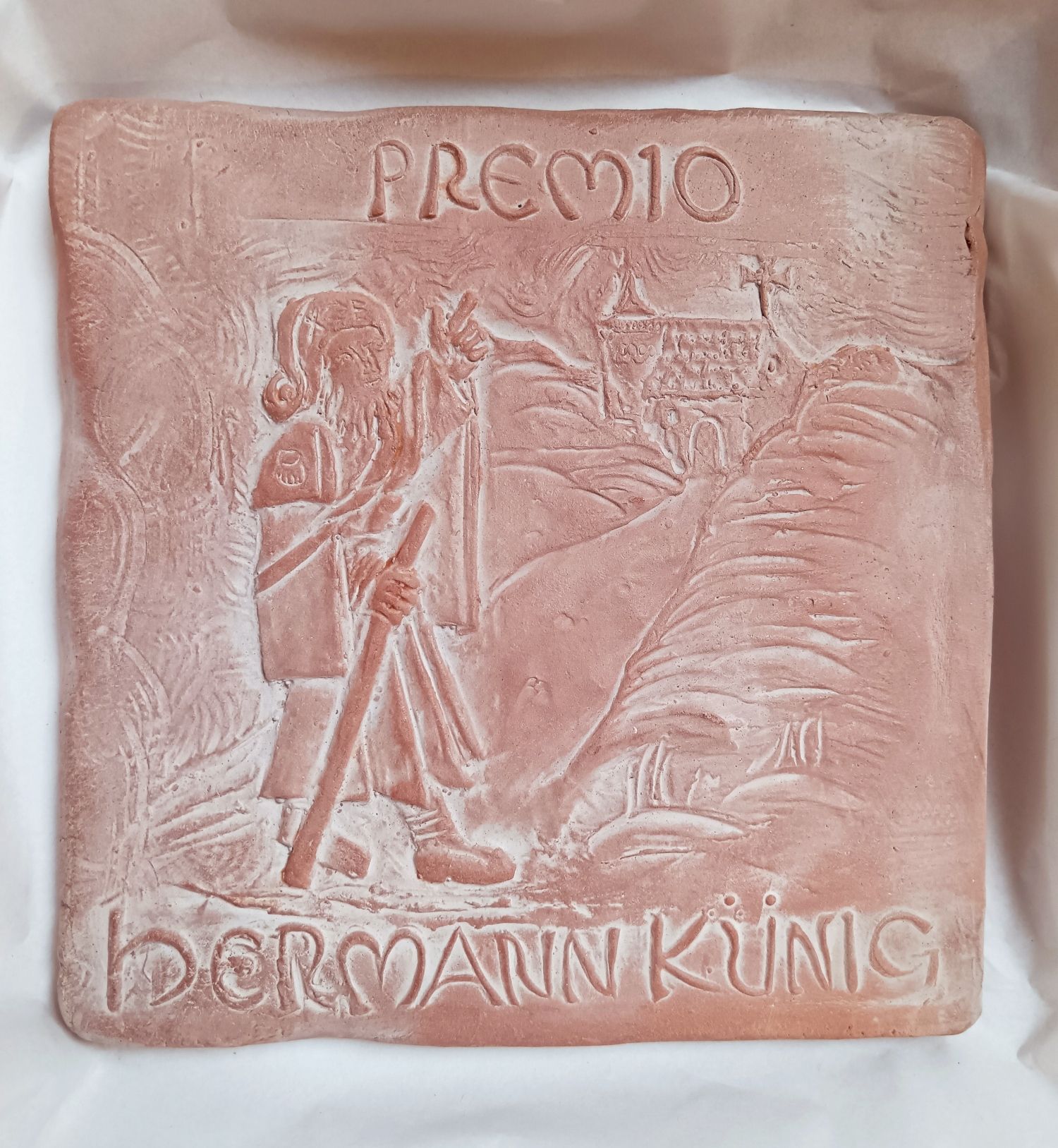 placa de terracota con peregrino a Compostela (1)