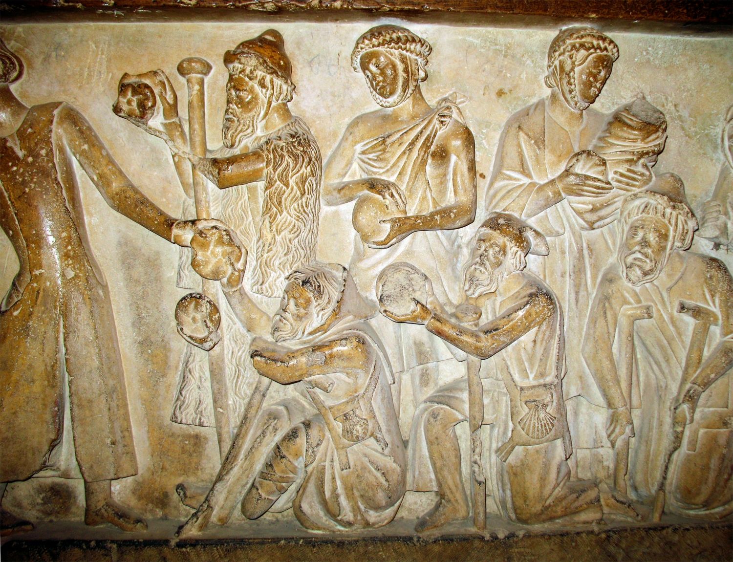 peregrinos recibiendo pan (1)