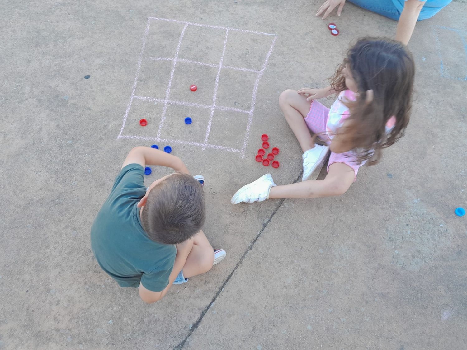 Juguetes intergeneracionales. Garrafe de Torío 