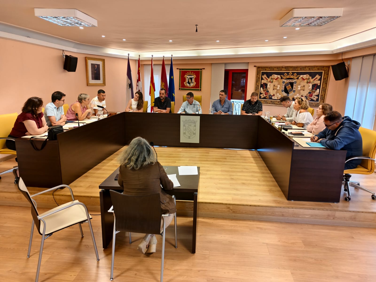 Un instante del pleno ordinario del mes de julio celebrado ayer en Valencia de Don Juan. | A.R.