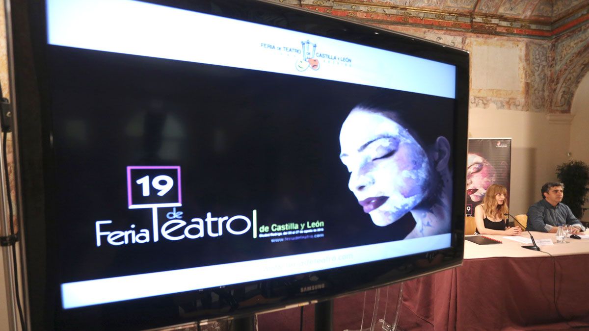 Mar Sancho y Manuel González presentaron el programa de la XIX Feria de Teatro de Castilla y León. | DIEGO DE MIGUEL (ICAL)