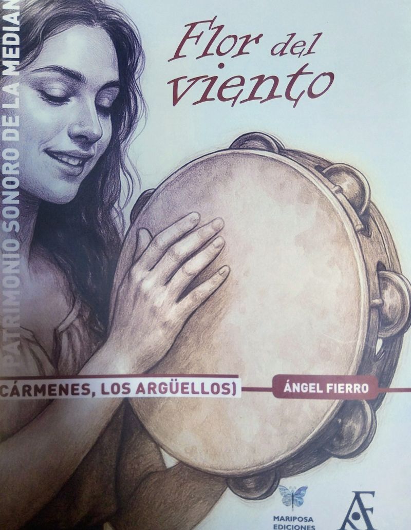 El libro que recoge las transcripción de 140 textos y melodías del municipio de Cármenes.