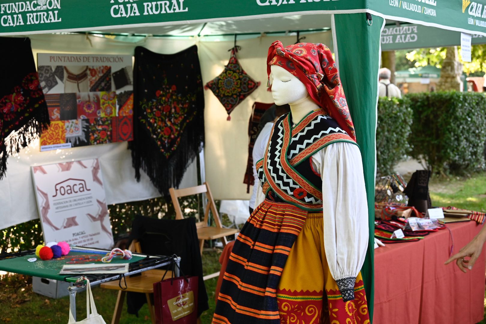 XXIV Feria de Artesanía de Val de San Lorenzo (5) XXIV Feria de Artesanía de Val de San Lorenzo (5)