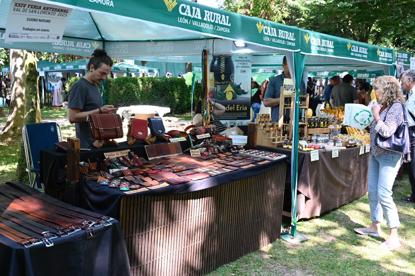 XXIV Feria de Artesanía de Val de San Lorenzo (8) XXIV Feria de Artesanía de Val de San Lorenzo (8)