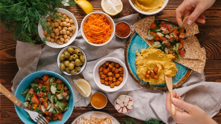Comer es mucho más que alimentar cuerpo, las religiones marcan también alimentar el alma.
