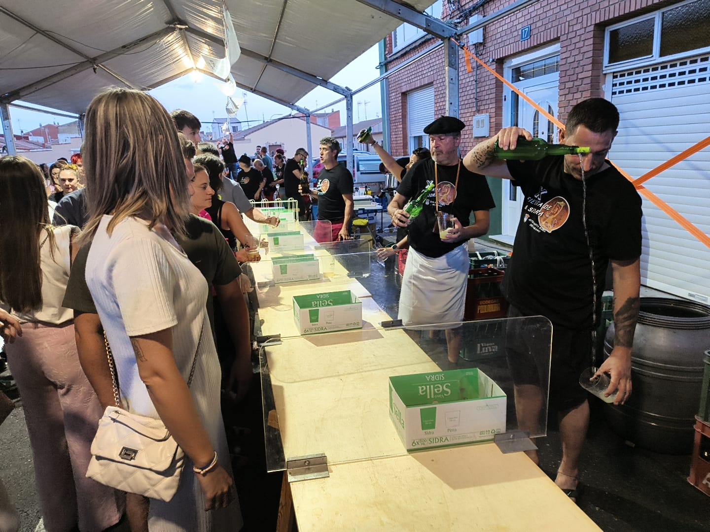 Feria de la Sidra de Santa María del Páramo  (5)