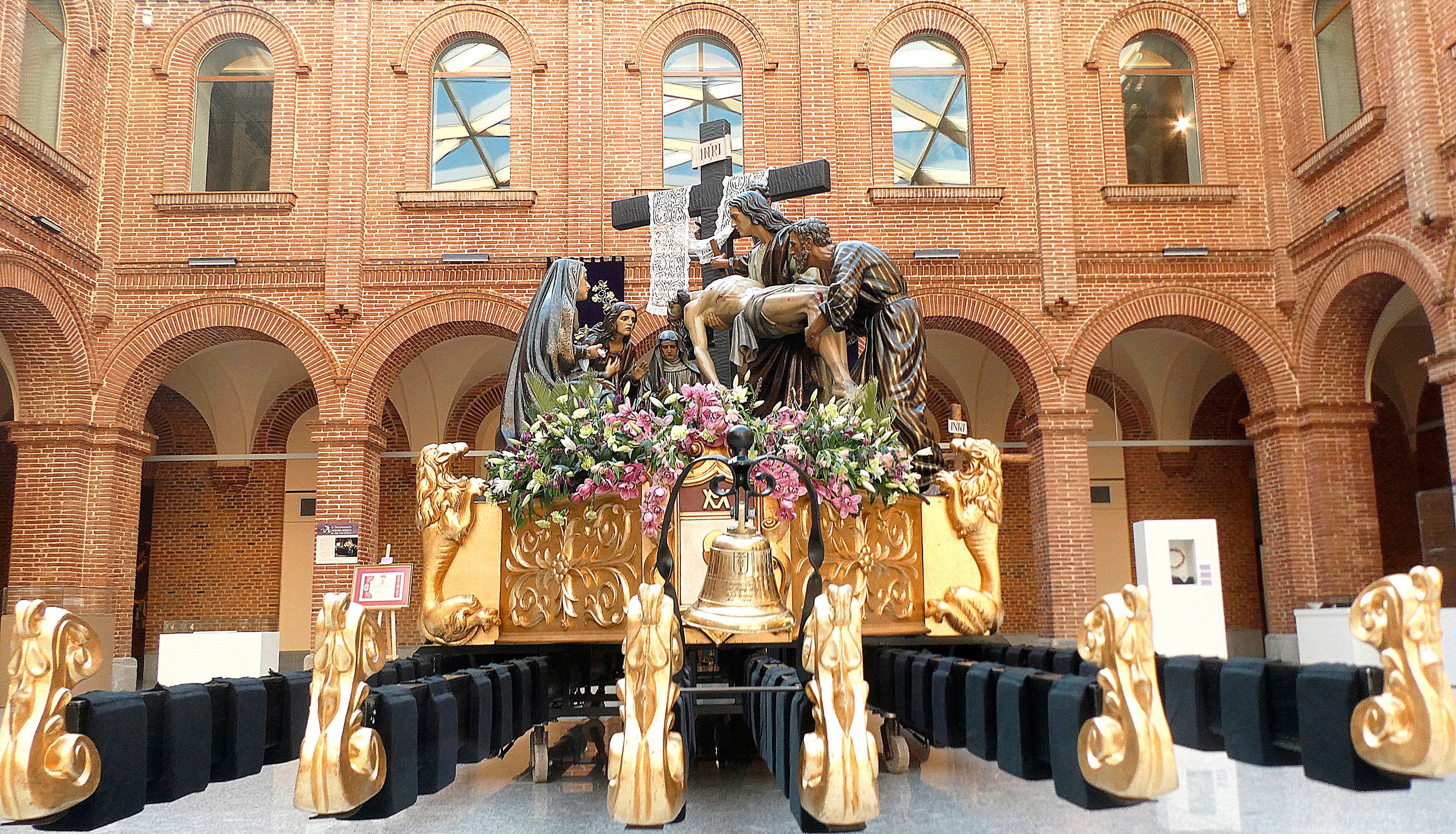 El paso del Descendimiento, en su exposición temporal el pasado mes de febrero en el Museo Diocesano y de Semana Santa. | G.F. CASTAÑÓN