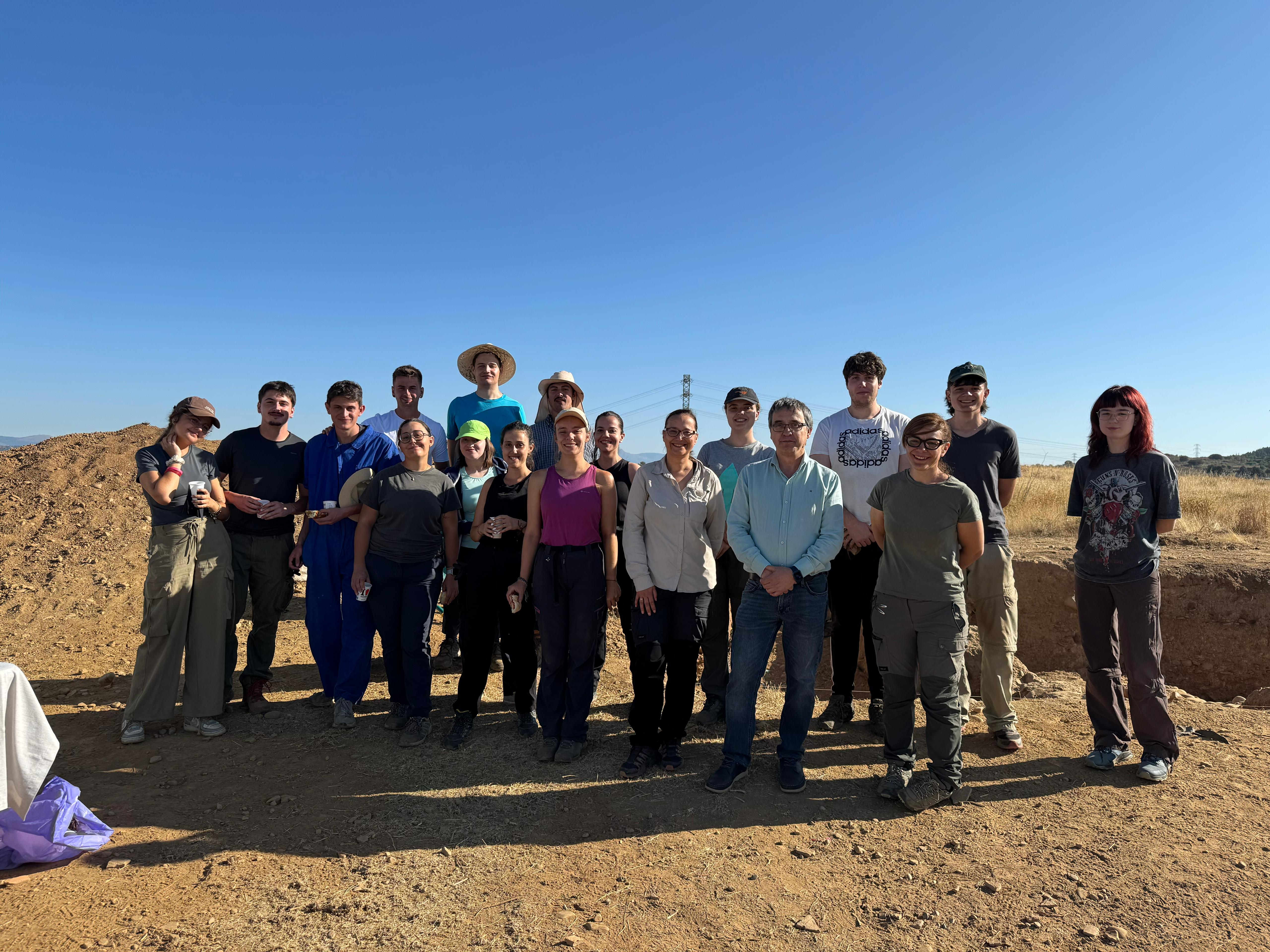 Cierre de la campaña de excavaciones en la Judería de Puente Castro. | L.N.C.