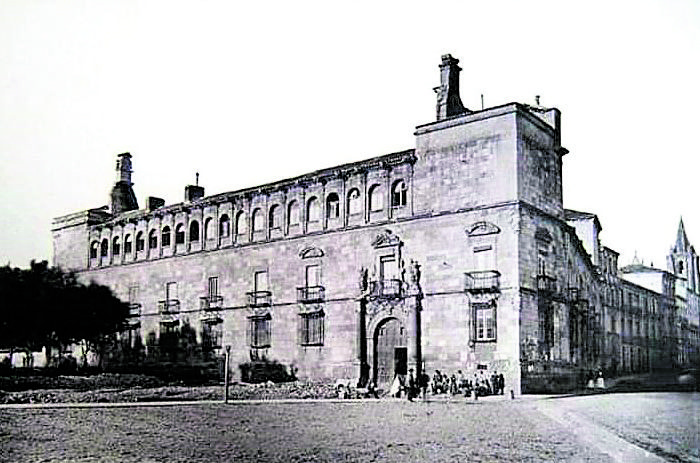 Diputación de León (antes de 1892) (figura el jardinillo público, donde se ubicará la Casa Botines).