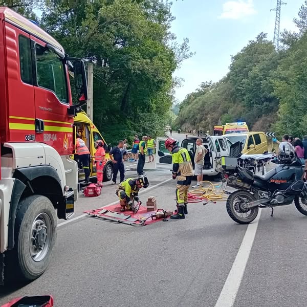 Actuacion de los Bomberos  en el accidente.