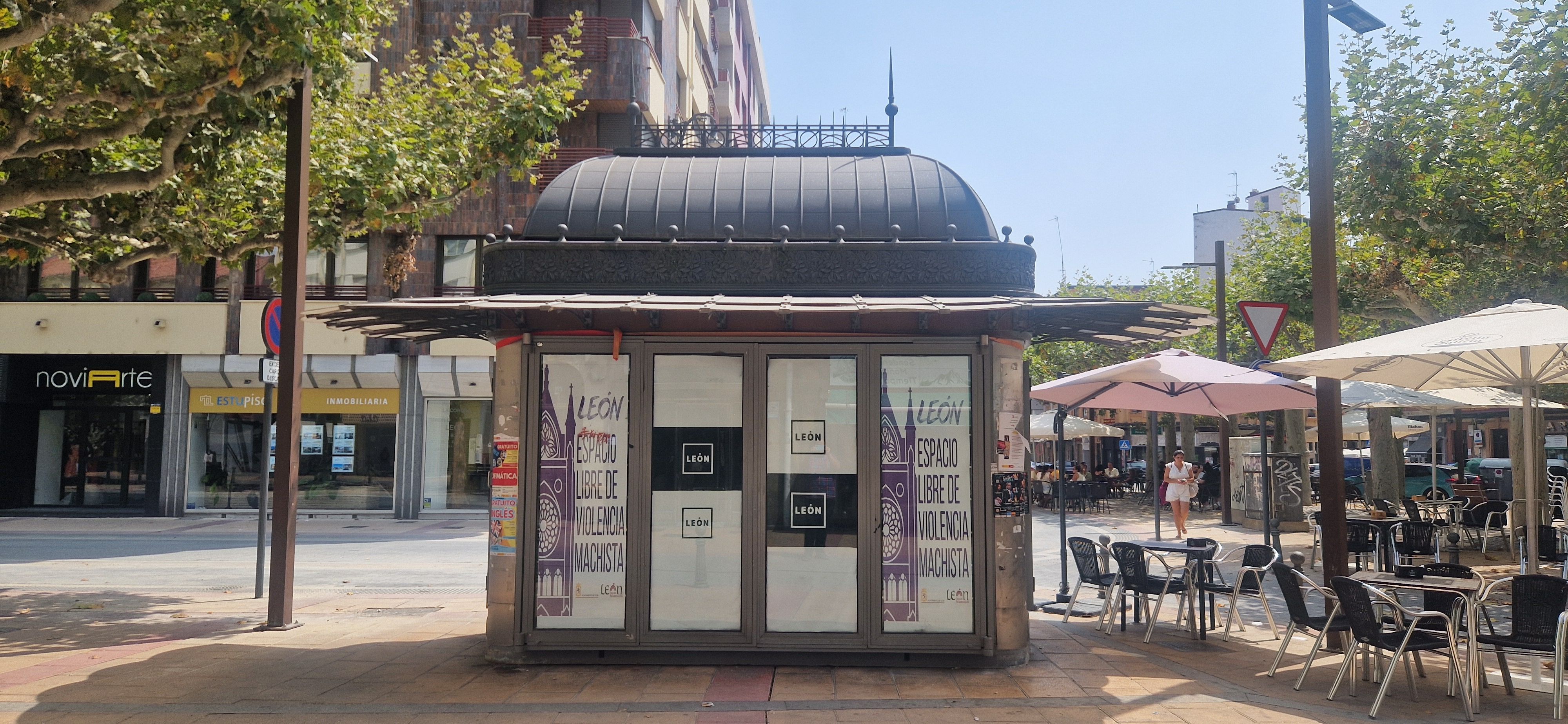 El antiguo quiosco de la plaza de la Pícara Justina abrirá de nuevo sus puertas el 1 de julio de la mano de ‘Nuar, café y flores’,| L.N.C.