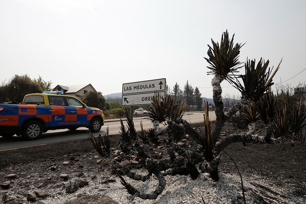 El fuego destrozó paisajes preciosos en el entorno de Las Médulas. | FERNANDO OTERO