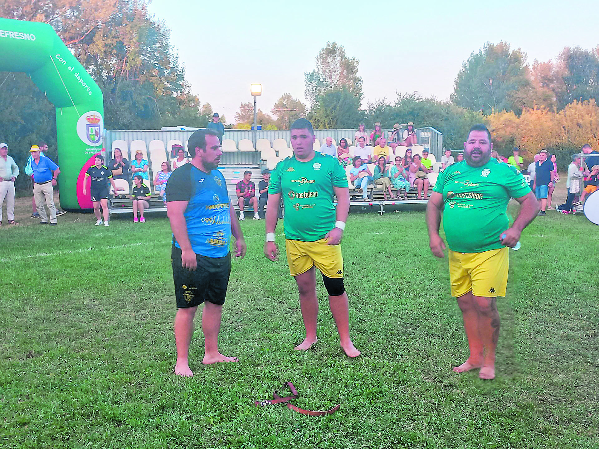 Este momento posterior a la tarjeta roja de Valdefresno está trayendo cola, y llega el canario Sergio Hernánde