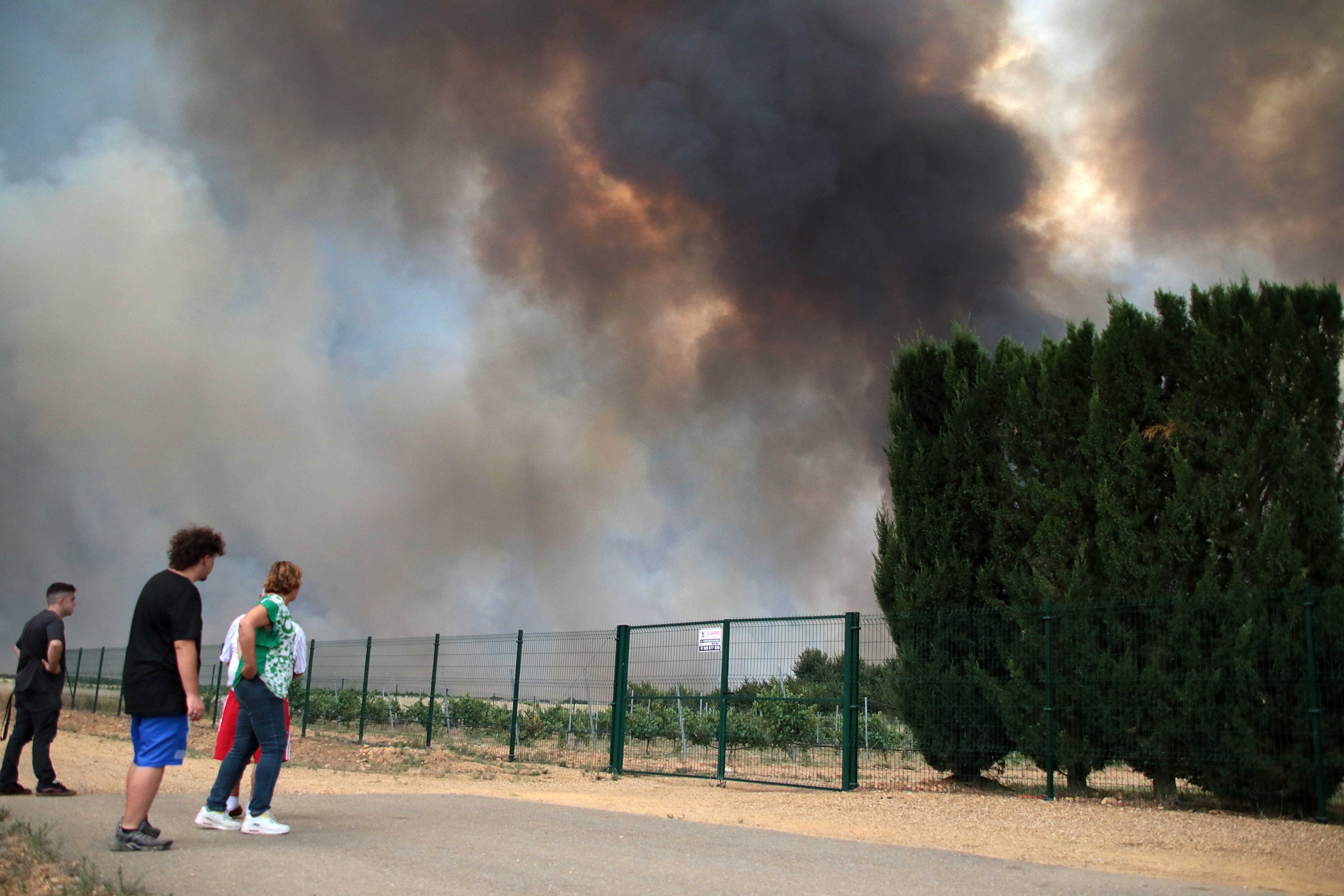 Así avanza el incendio de Herreros de Jamuz 