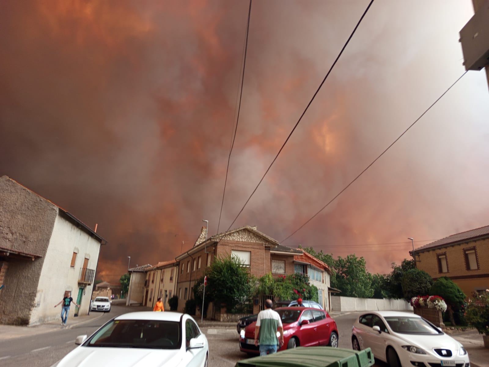 Imagen del incendio a su paso por Genestacio de la Vega