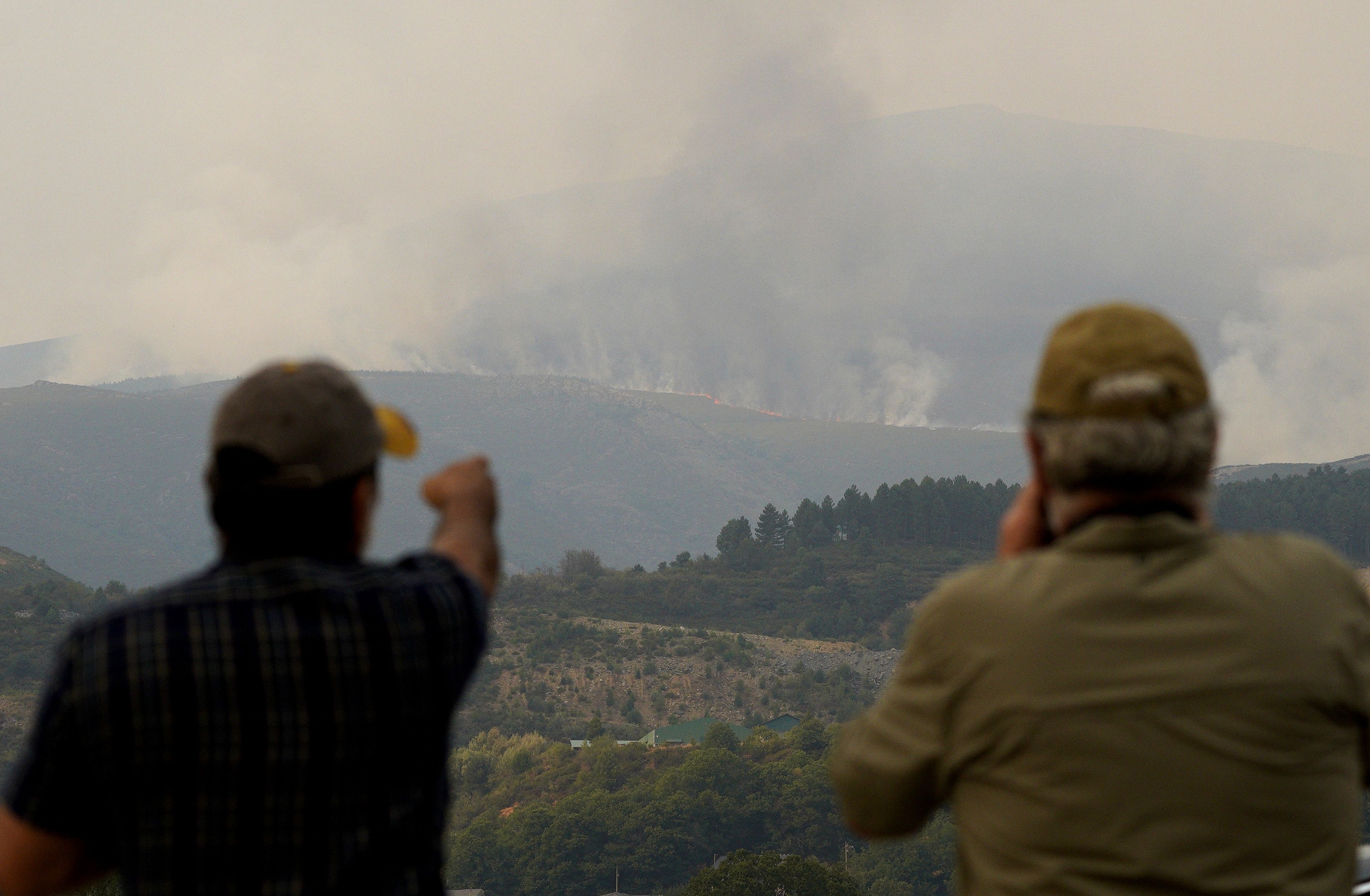 Incendio de Anllares del Sil. | CÉSAR HORNIJA (ICAL)