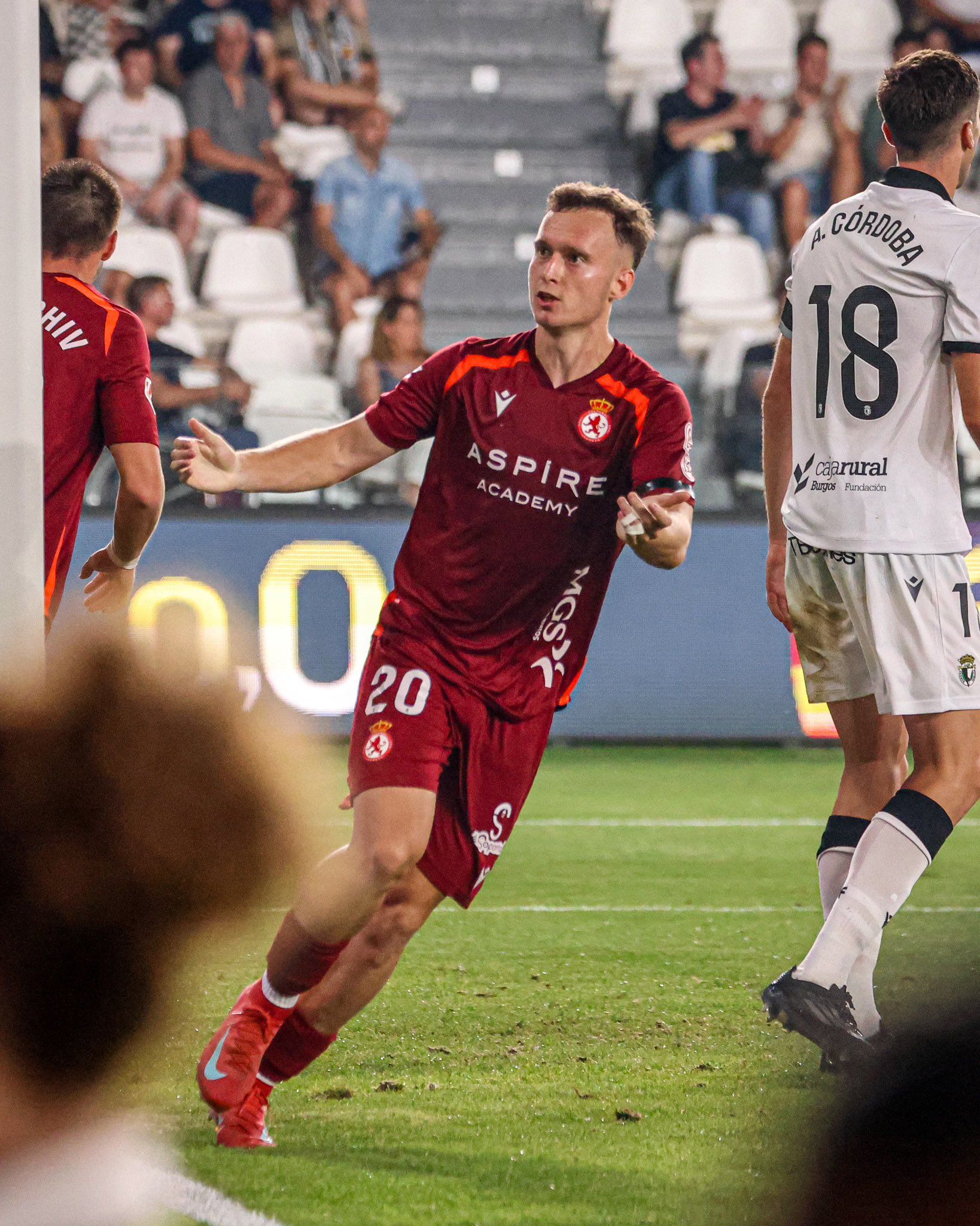 Tresaco recortó distancias, aunque el gol fue en propia puerta, la jugada fue del extremo de la Cultural, que fue el mejor de los suyos. CYDL