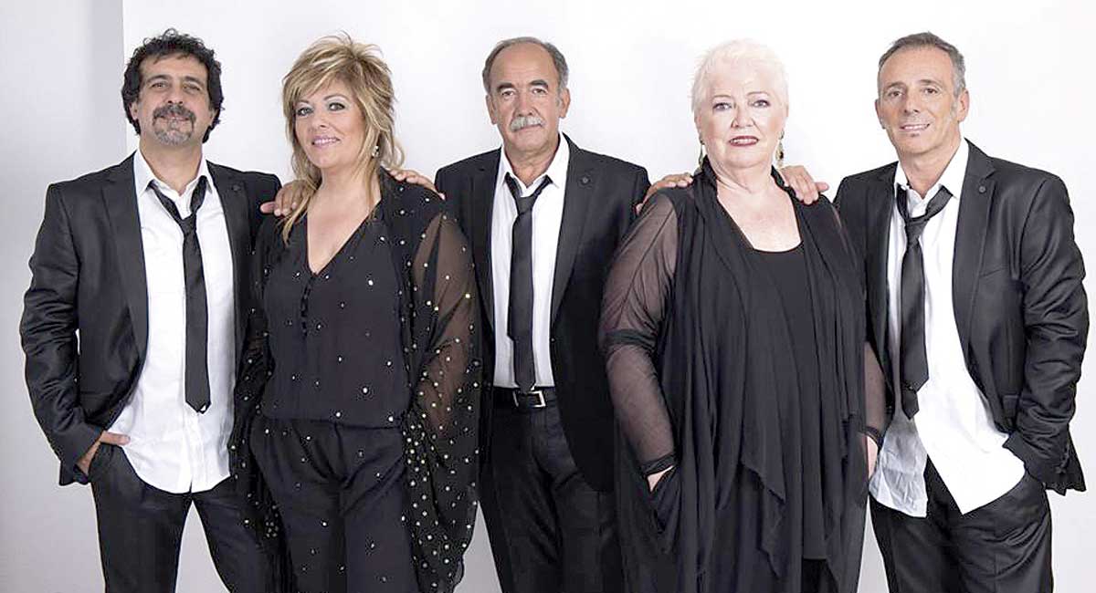 La actual formación de Mocedades, que hoy ofrece un concierto conmemorativo del 45 aniversario.