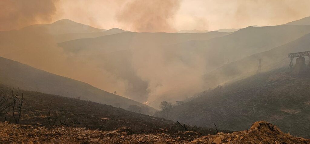 Progresión del incendio de Anllares del Sil. Progresión del incendio de Anllares del Sil.