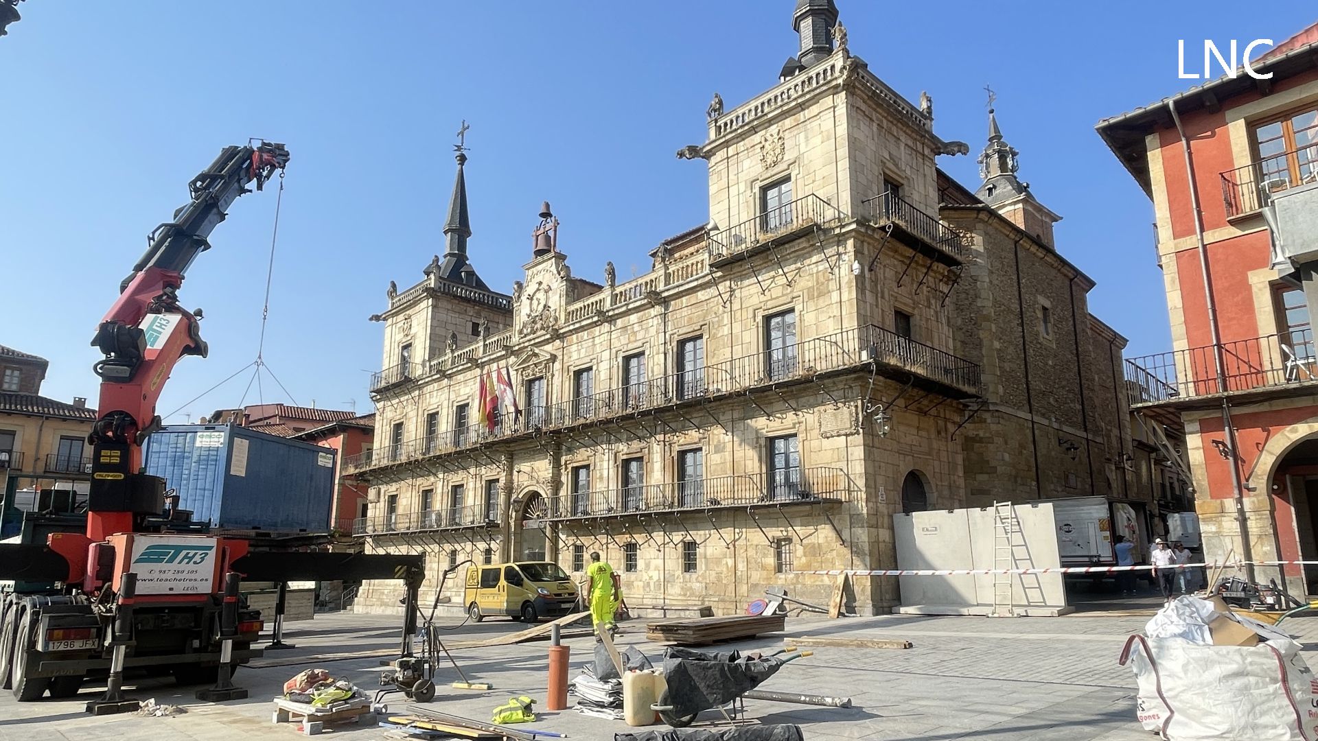 La 'nueva' Plaza Mayor de León ya deja ver todos sus secretos La 'nueva' Plaza Mayor de León ya deja ver todos sus secretos