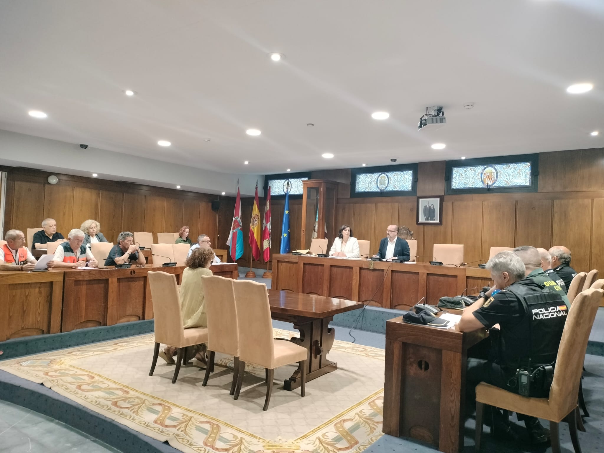 La Junta Local de Seguridad Ciudadana, reunida este martes. La Junta Local de Seguridad Ciudadana, reunida este martes.