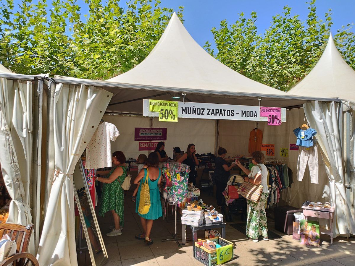 La Feria del Stock siempre atrae a multitud de personas. | L.N.C.