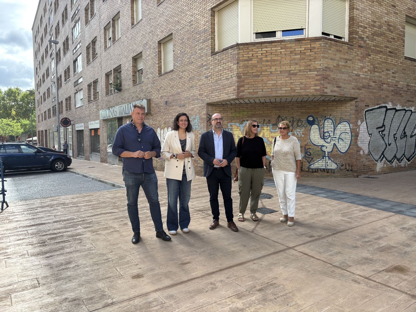 Inauguración de la obra acometida en el entorno de las calles Río Ancares y Ángel Barja. | JAVIER FERNÁNDEZ