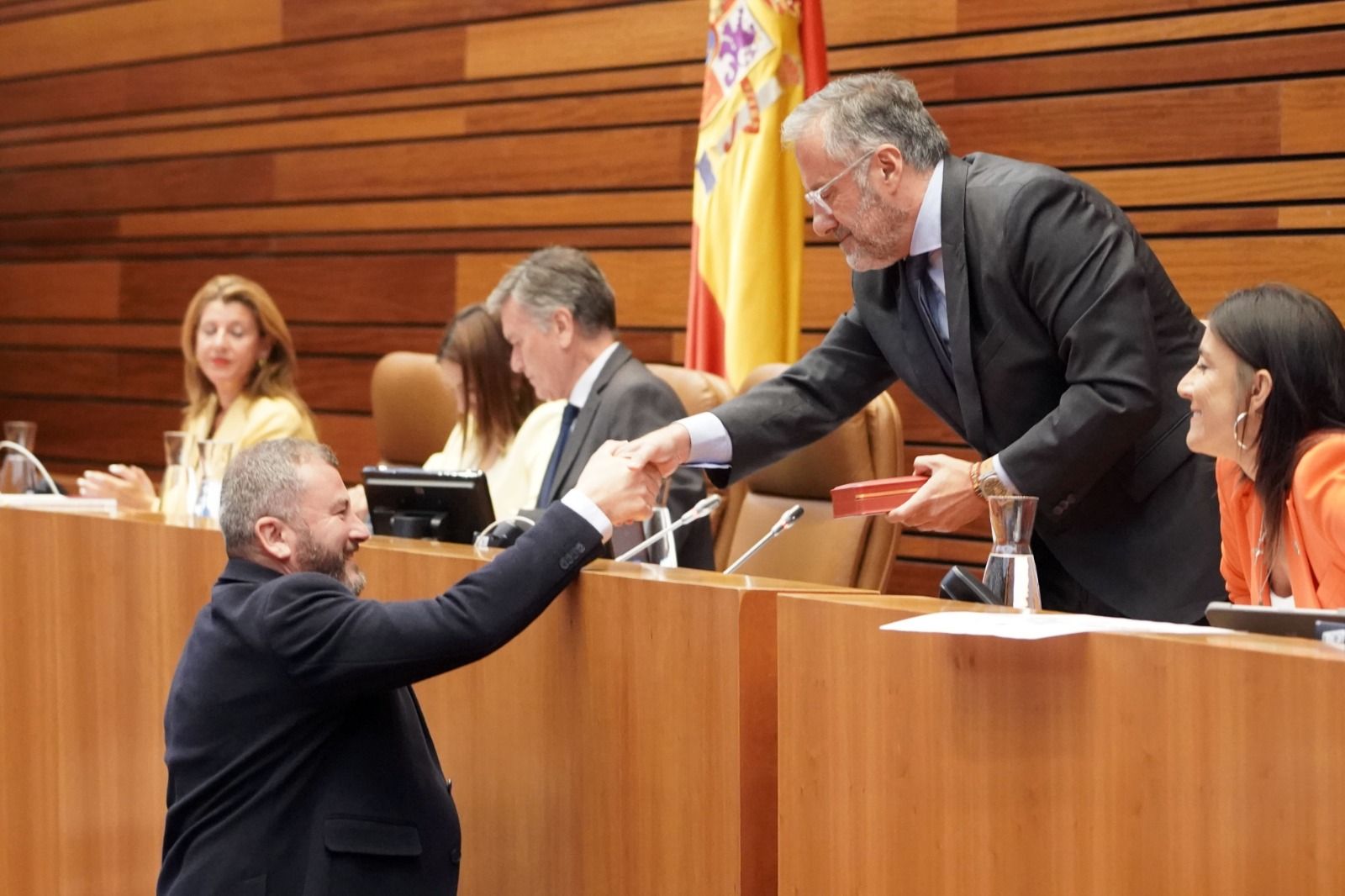 Comparecencia de Mañueco en las Cortes por la gestión de los incendios (1)