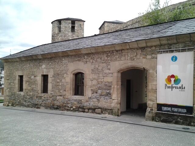 Oficina de Turismo de Ponferrada.