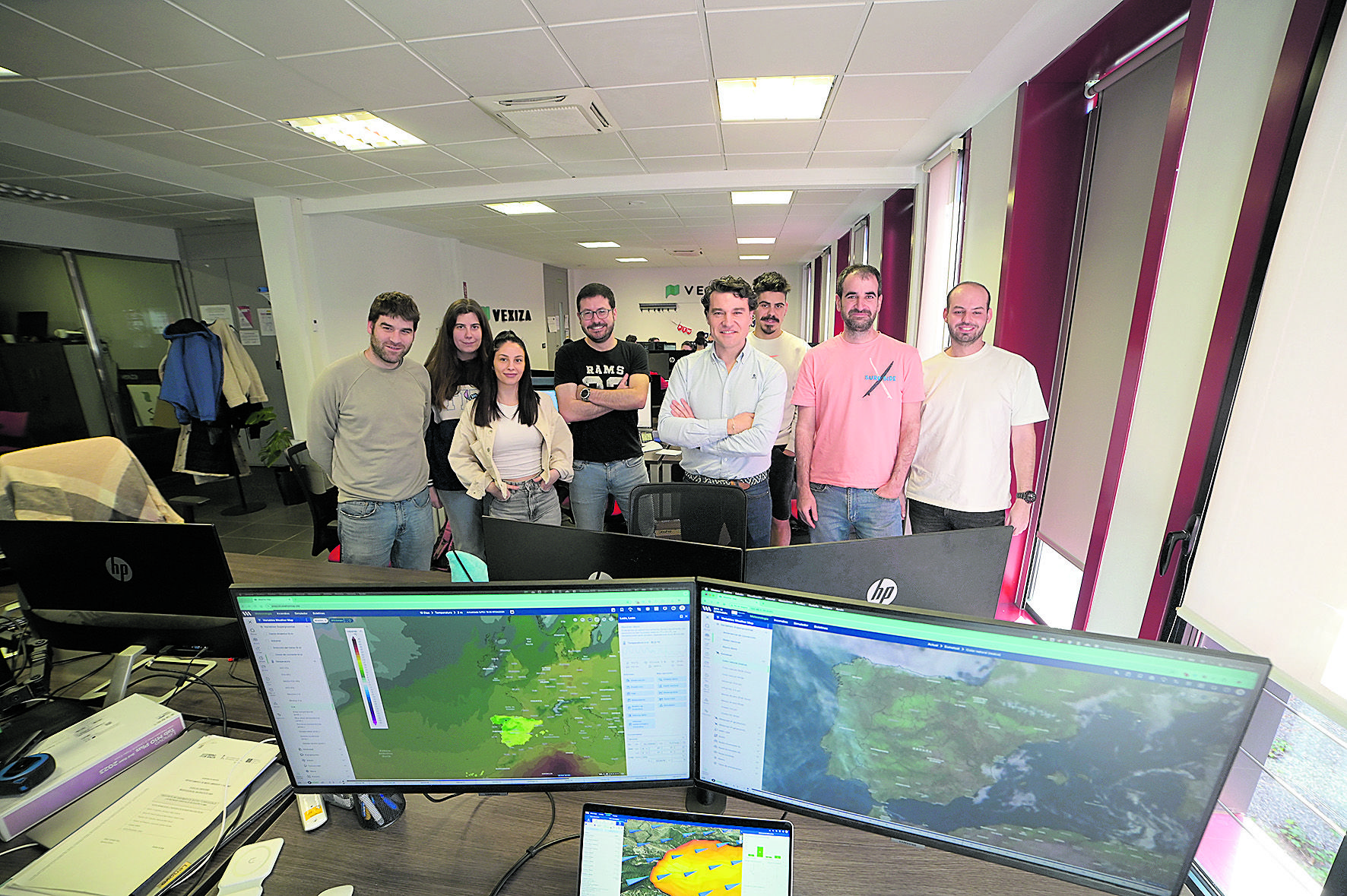 El equipo de Vexiza trabaja día a día en crear predicciones meteorológicas de gran precisión. | MAURICIO PEÑA El equipo de Vexiza trabaja día a día en crear predicciones meteorológicas de gran precisión. | MAURICIO PEÑA