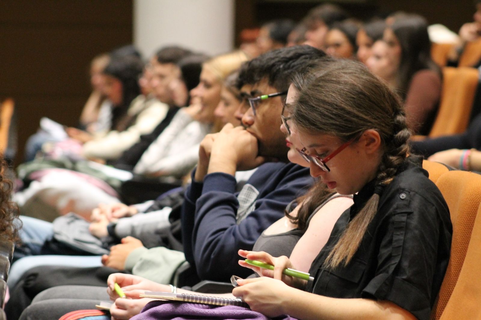 Acto Bienvenida Estudiantes Internacionales ULE Acto Bienvenida Estudiantes Internacionales ULE