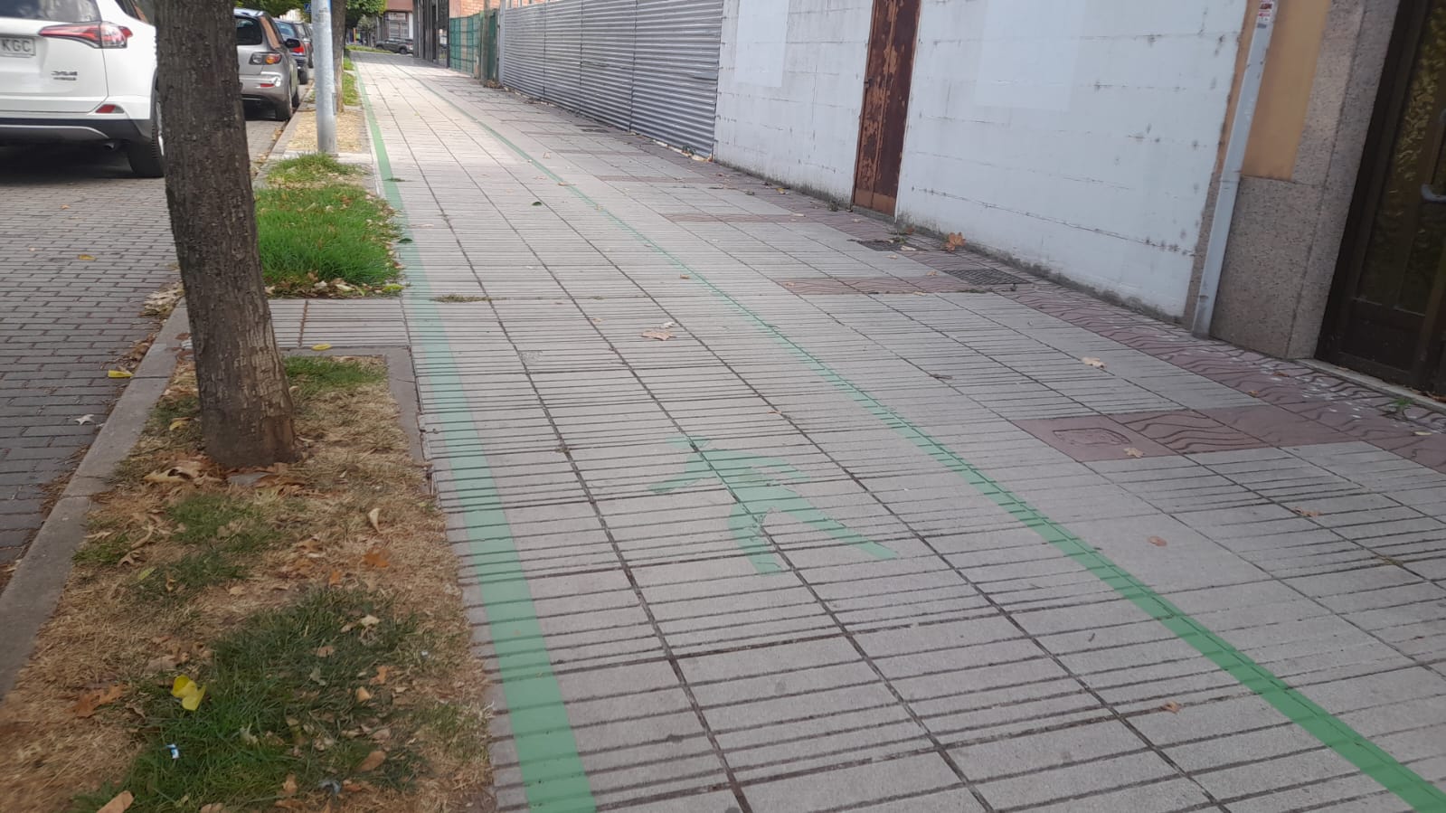 Obras de señalización del Anillo Verde en Ponferrada. | MAR IGLESIAS