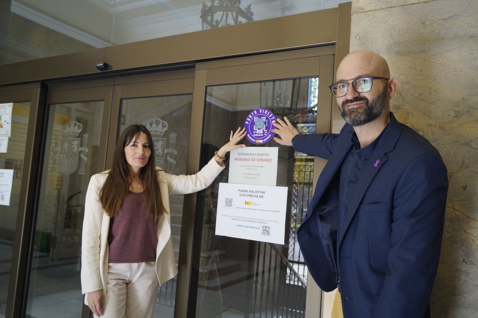 La Subdelegación del Gobierno y cuatro organismos de la AGE en León se convierten en Puntos Violeta para actuar frente a la violencia de género