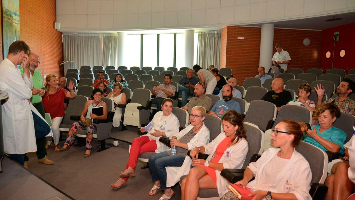 Asamblea en el Hospital para constituir la Plataforma.| L.N.C.