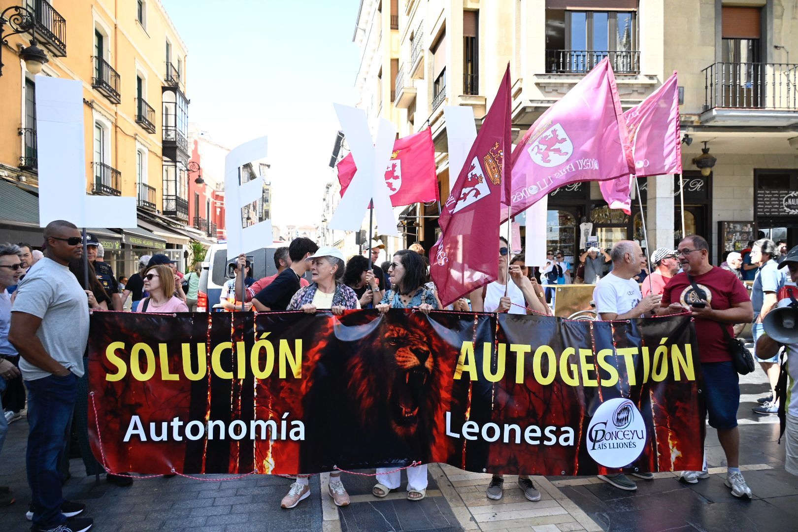 Manifestación de brigadistas en la Plaza de Regla