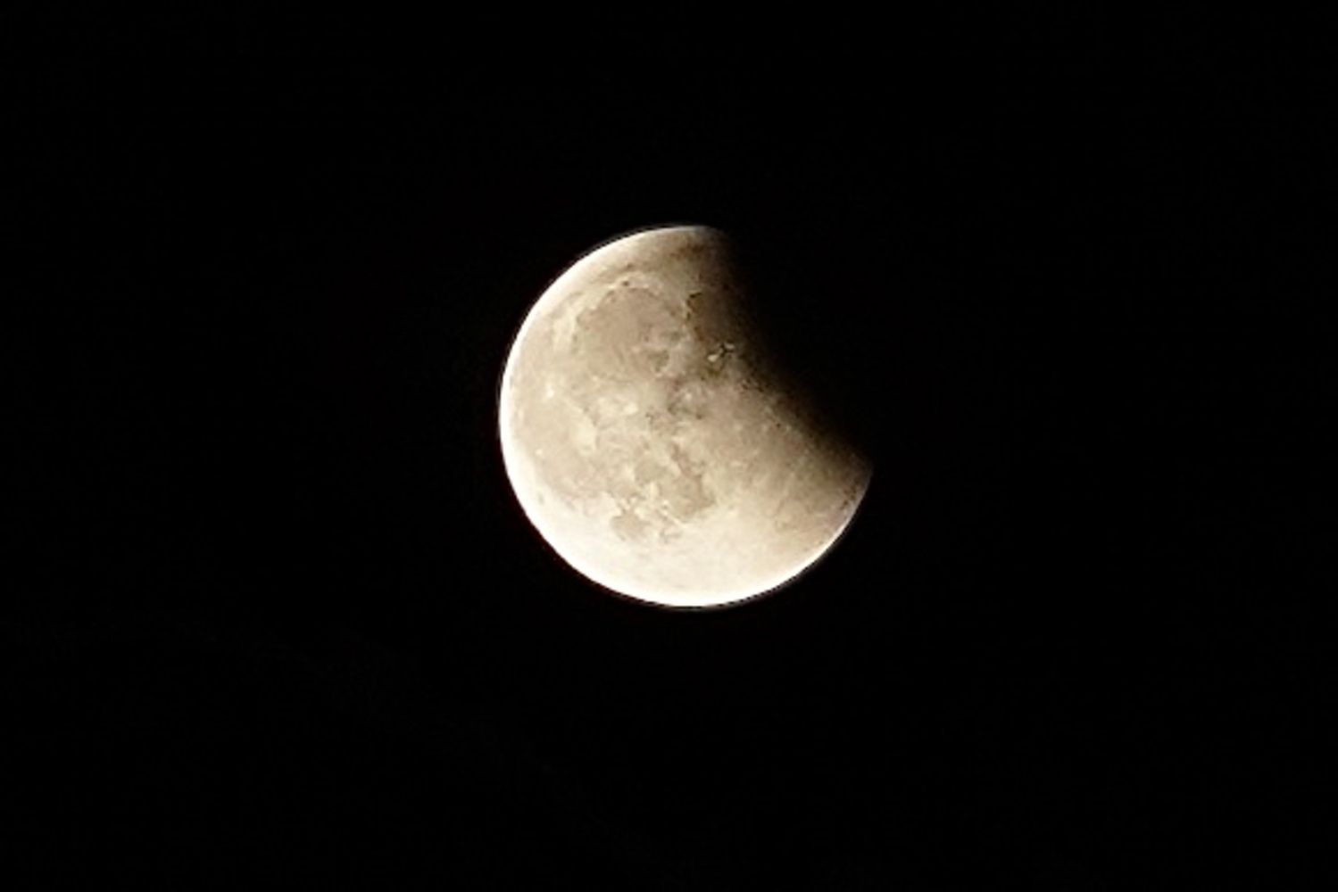 Eclipse lunar visto desde León | CAMPILLO (ICAL) 