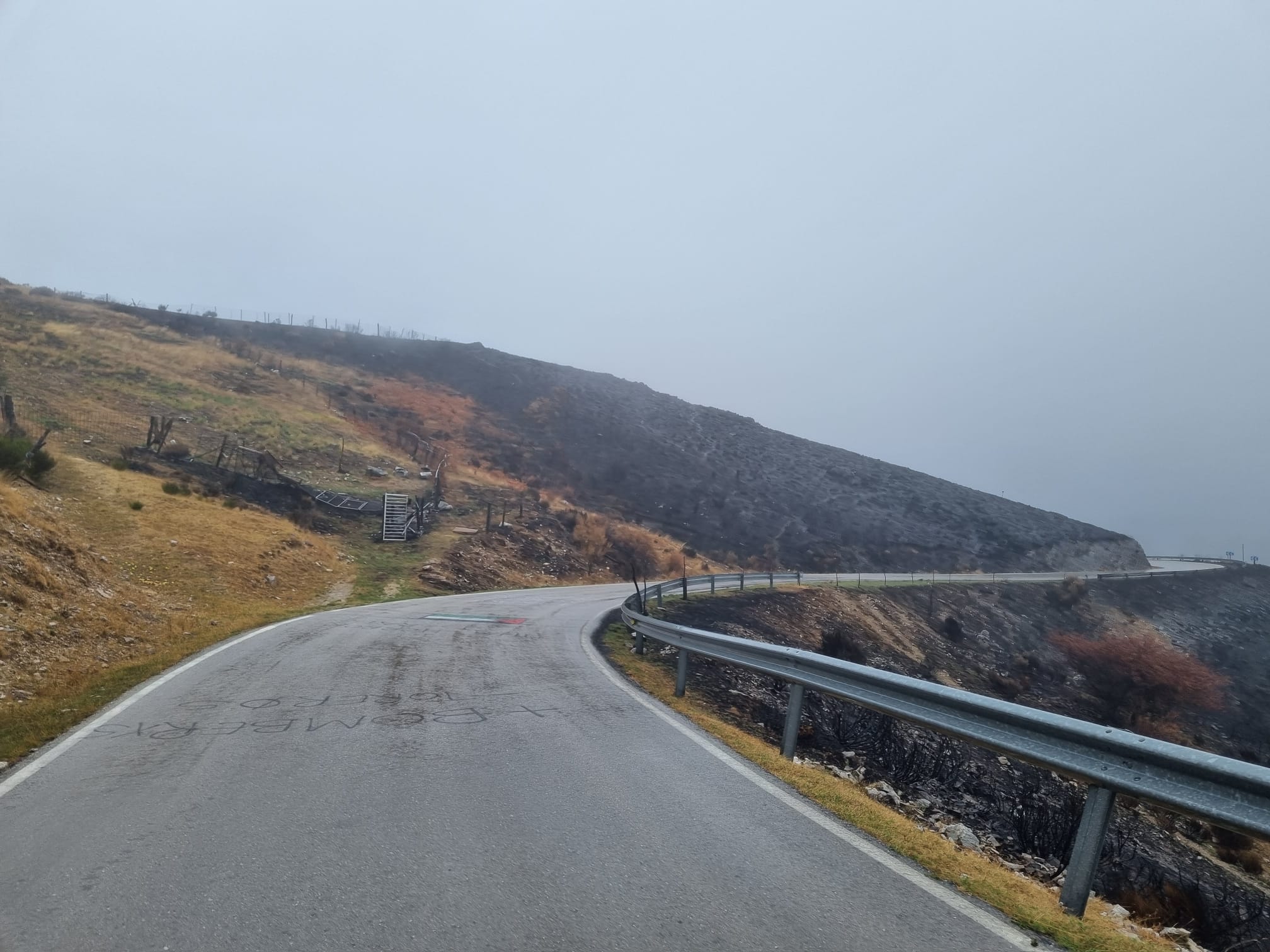 Imagen este miércoles de la subida al Morredero. | RAÚL FERNÁNDEZ