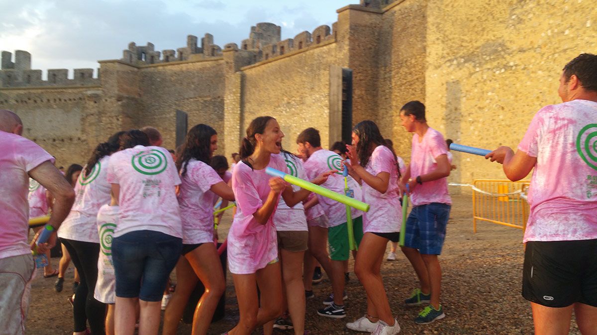 La batalla del vino se libró en el patio de armas del castillo de Valencia de Don Juan. | L.N.C.