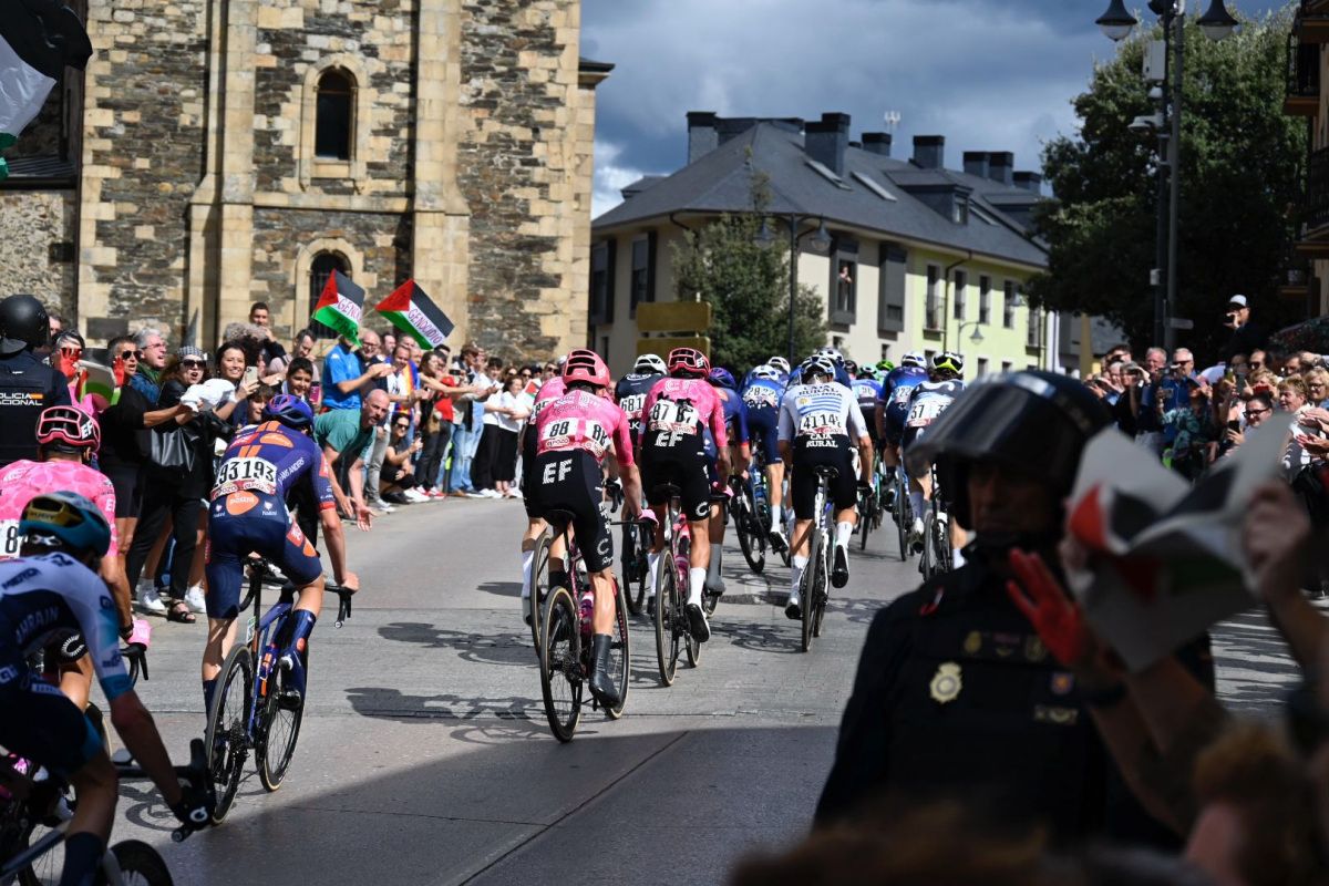 Vuelta a España Ponferrada (16)